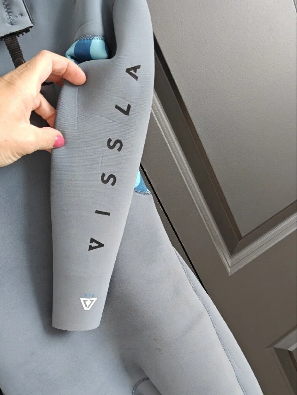 VISSLA Light Gray & Blue Kids Full Coverage 3/2 Wetsuit